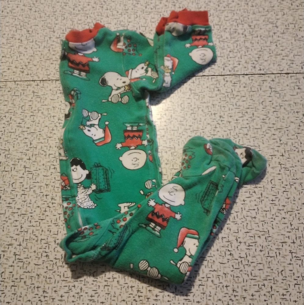 Unisex 6/9 mo Christmas pjs